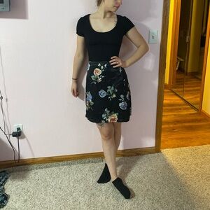 Vintage 90s Tiramisu floral mini skirt.